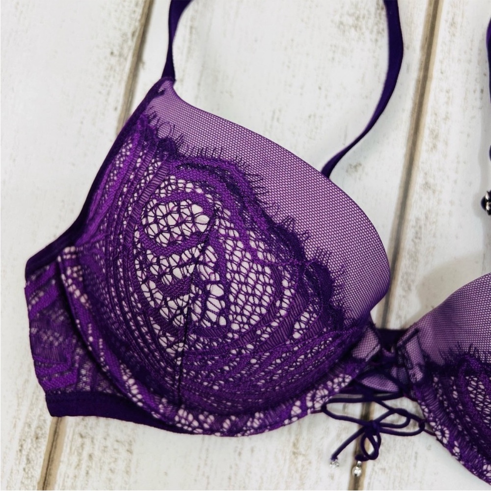 34B Victoria’s Secret Push Up Bra - Picture 2 of 9